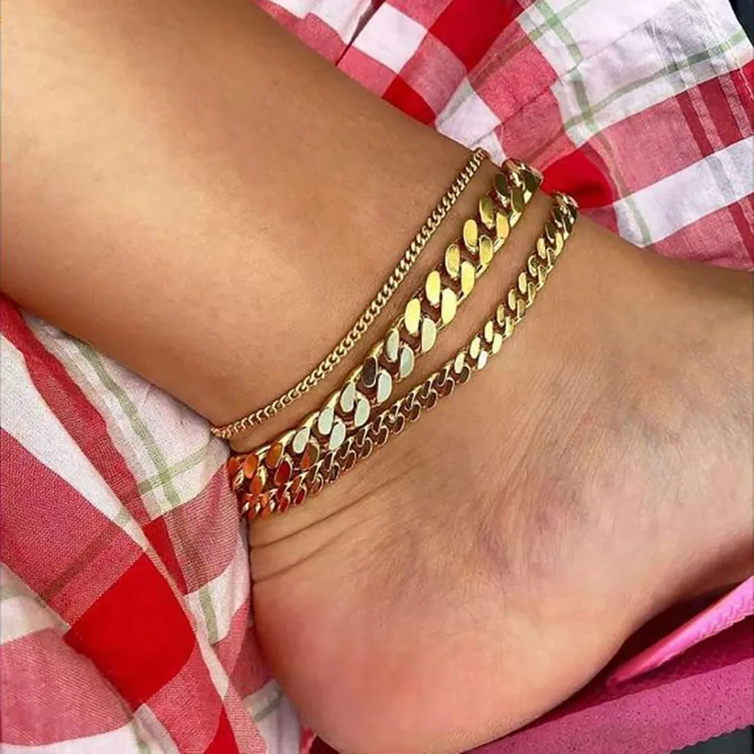 3 PCS Gold Ankle Bracelets for Women 14k Gold Stainless Steel Anklets for Women Waterproof Cuban Link Anklets Layered Plus Size Ankle Bracelet Gold Jewelry Set Gift