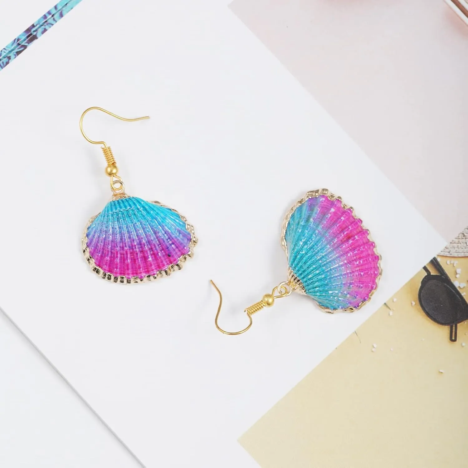 Beach Summer Sea Shell Earrings For Women, 4pair Tropical White Natural Scallop Shell Jewelry Boho Earring Set Bulk Pack Vacation Dangling Drop Light Formal