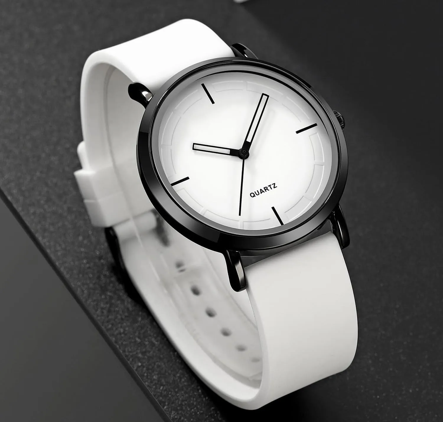 BESTKANG Fashion Simple Analog Quartz Wrist Watches Silicone Strap Waterproof Watch Women Watches Men Sports Watches