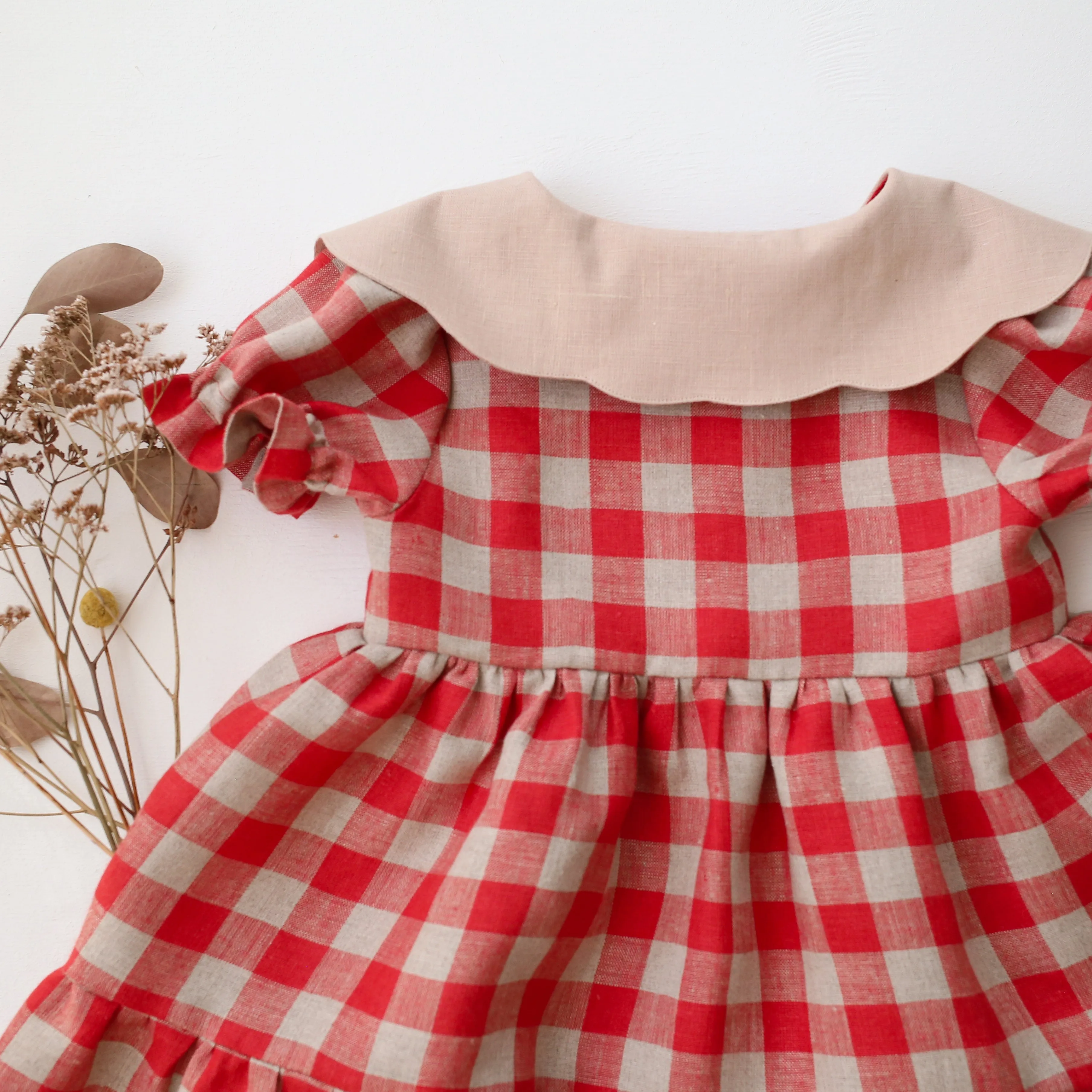 Cherry Check Linen Short Sleeve Tiered Dress with Scalloped Collar in Beige Linen with "Strawberry" Embroidery