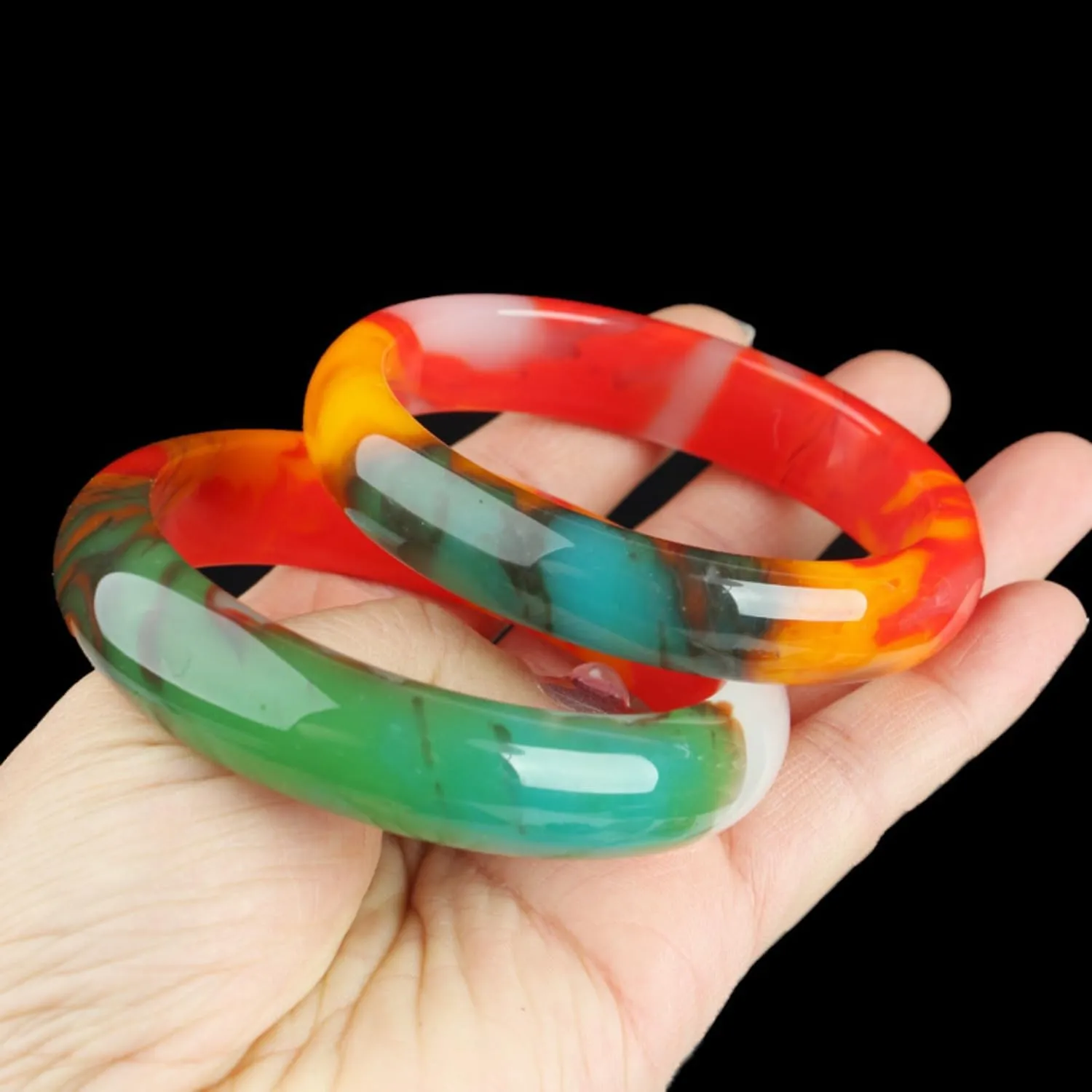 Colorful Gemstone Bangle for Women, Semi-red and Semi-white Design, Appropriate for a Female Friend's Gift