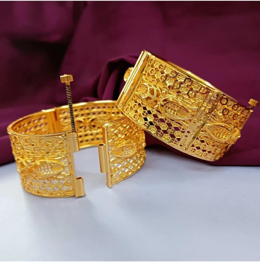 Efulgenz Indian Bangles for Women Indian Bangle Set Gold Tone Plain Glossy Engraved Hinge Openable Big Bracelet Bangle Jewelry for Women