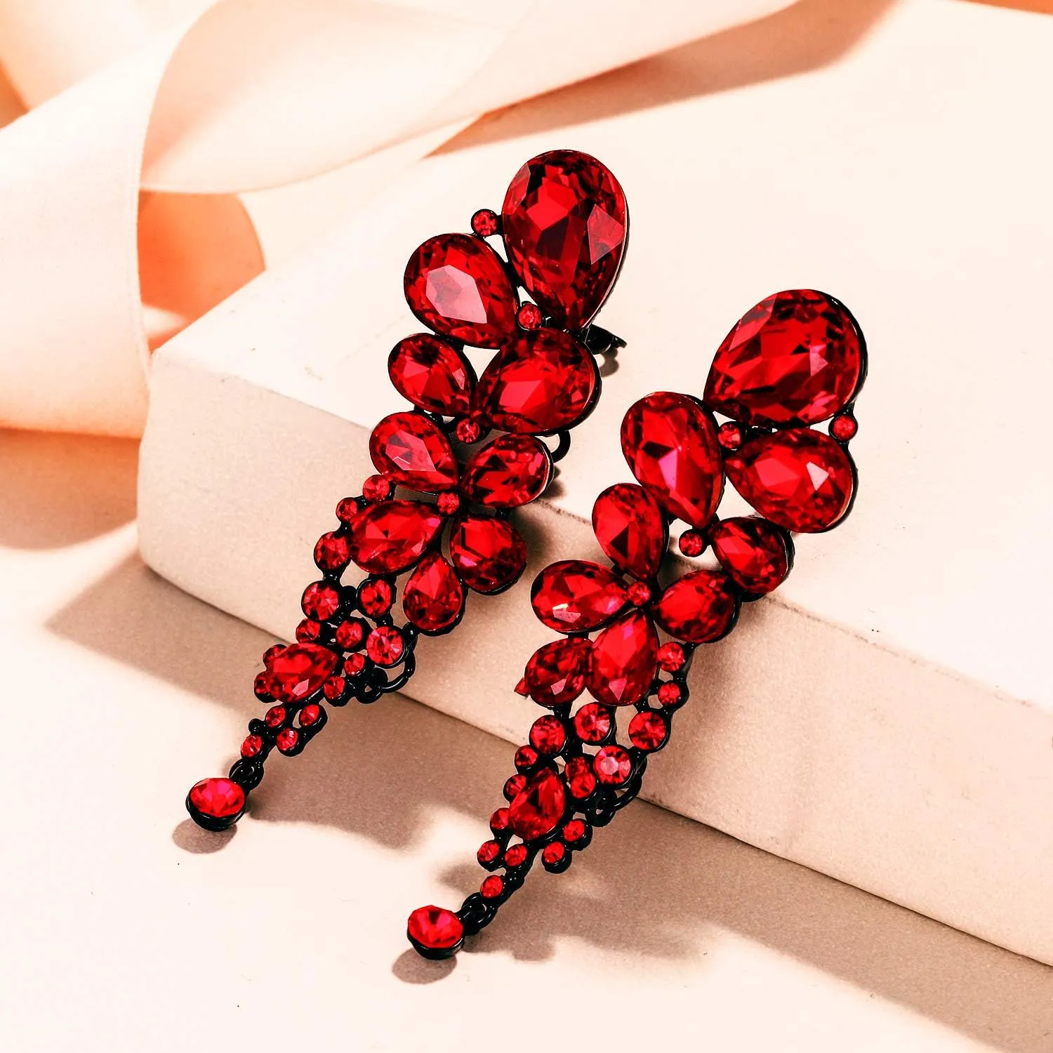 EVER FAITH Women's Austrian Crystal Gorgeous Tear Drops Wedding Dangle Clip-on Earrings