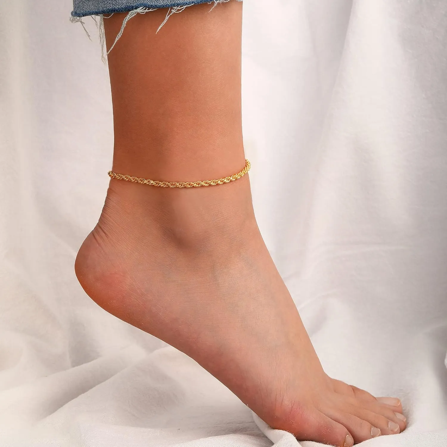 Gold Initial Ankle Bracelets for Women 14K Gold Plated Initial Charm Gold Anklets for Women Figaro Paperclip Chain Initial Anklet Bracelets for Women Mariner Rope Link Chain Anklet Jewelry for Women