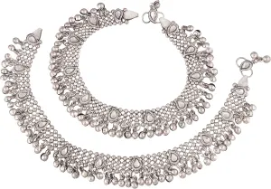 I Jewels Indian Bollywood Silver Plated Wedding Set of 2 Anklet Payal Charm Ankle Bracelet Ethnic Fashion Barefoot Jewelry for Women (A021-1)