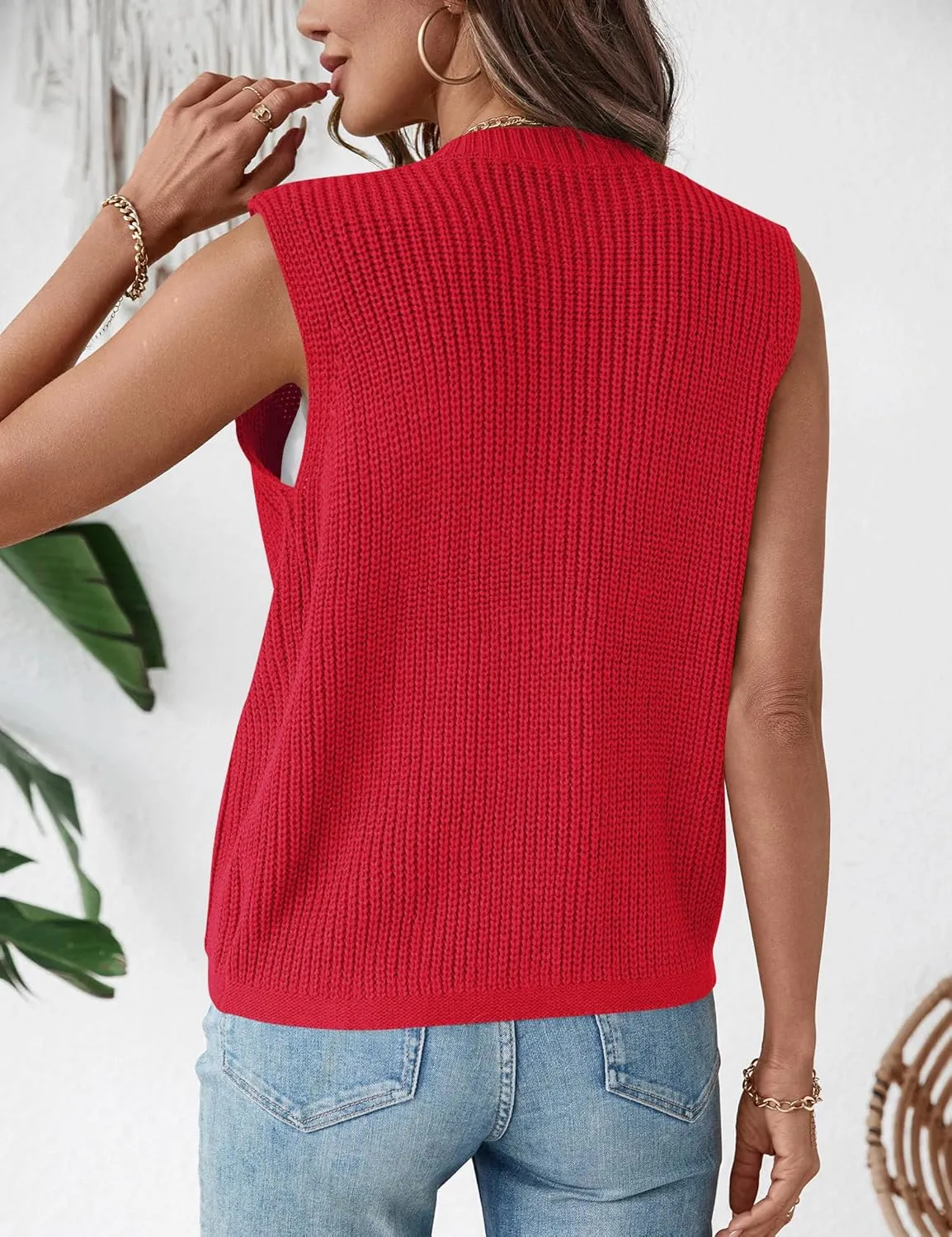 LUYAA Womens Sleeveless Sweater Vest Crochet Chunky Button Down Cardigan Vests Tops 2025 Trendy Summer Casual Outfits