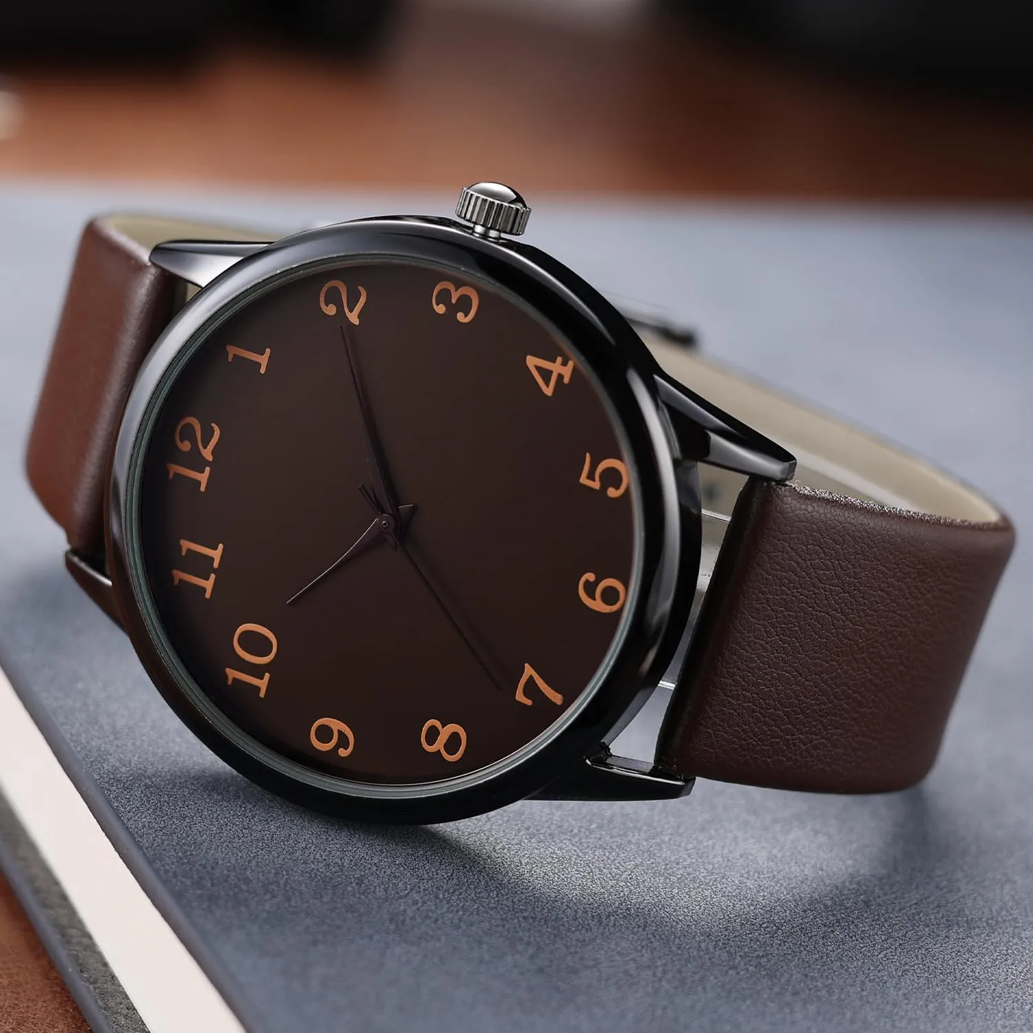 NUOVO Men Quartz Watch with Leather Strap Wrist Watch - Classic Arabic Numbers, White, Dress, Fashion Simple Style