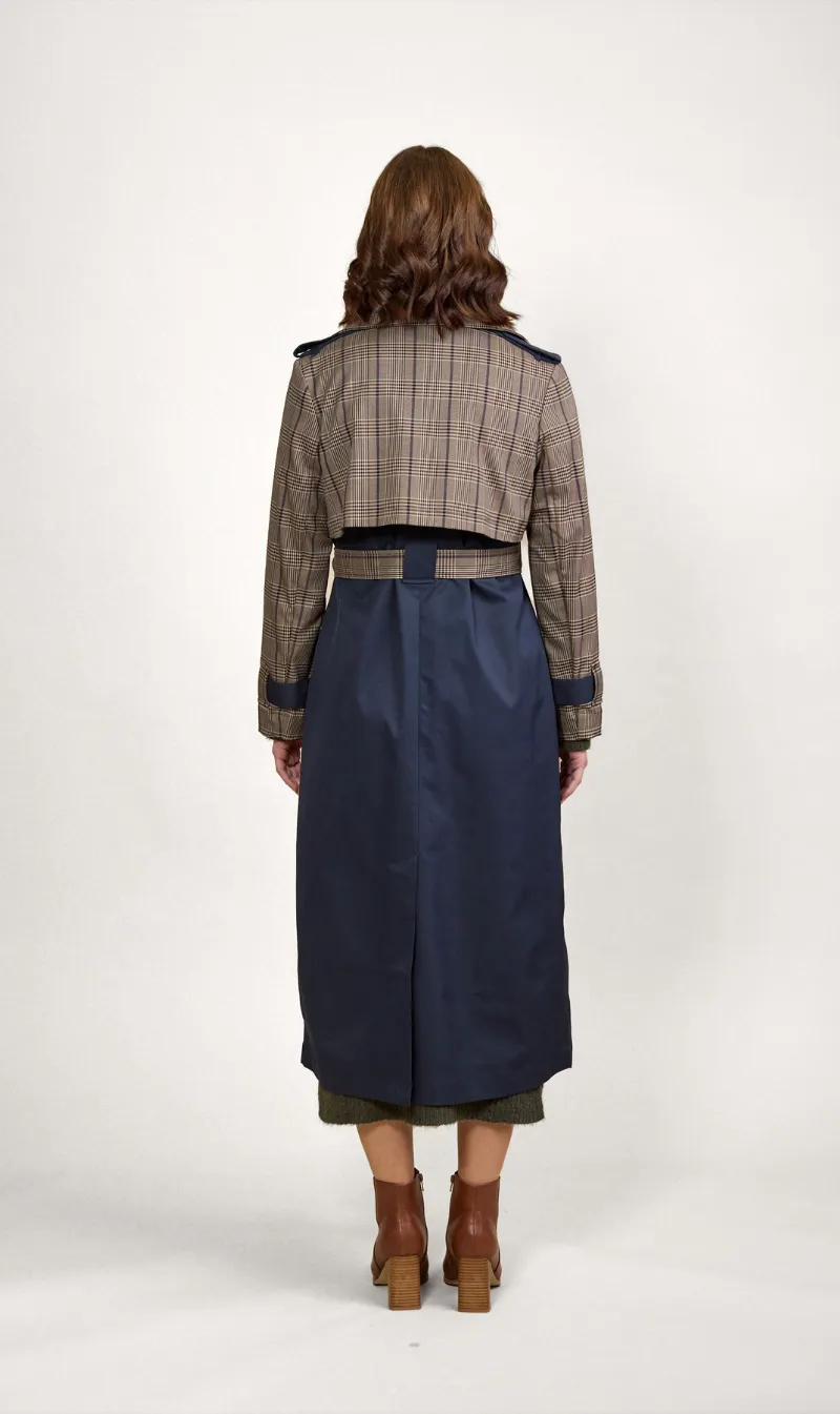 Signature Trench