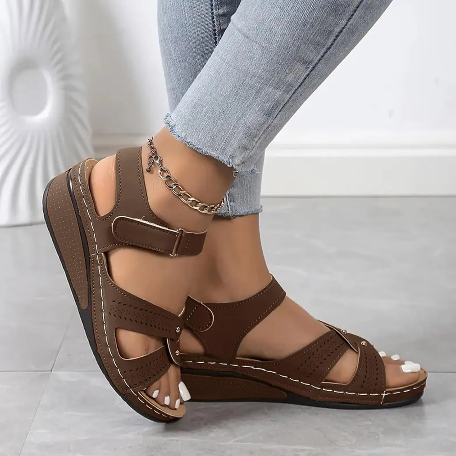SuanlaTDS Women's Wedge Orthopedic Sandals with Arch Support 2025 Dressy Summer Platform Hook Loop Ankle Strap Crisscross Open Toe Comfortable Outdoor Walking Shoes Beach Sandal