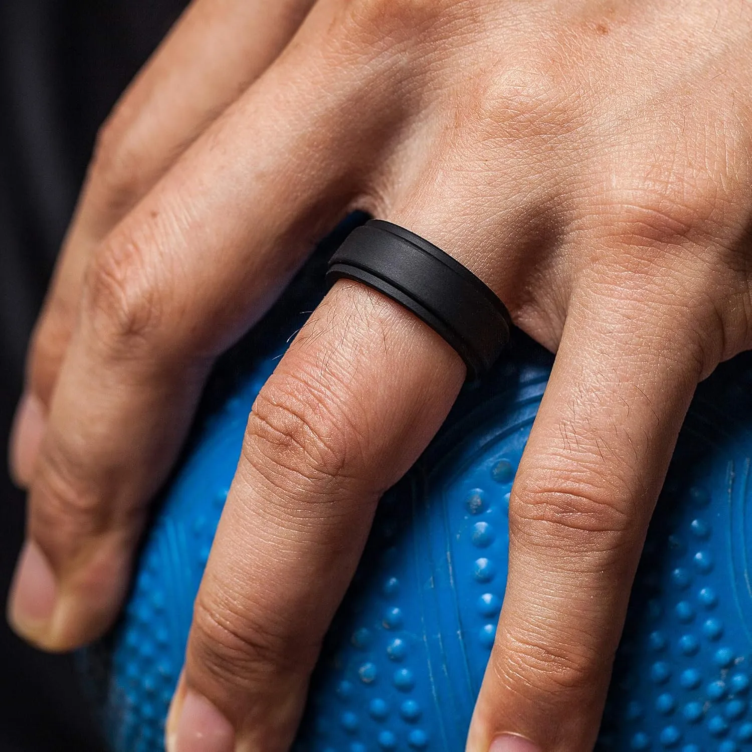 ThunderFit Silicone Wedding Rings for Men Breathable Airflow Inner Grooves, Step Edge Sleek Design Rubber Engagement Bands 8mm Wide 2mm Thick, Variety Multipack 4-7