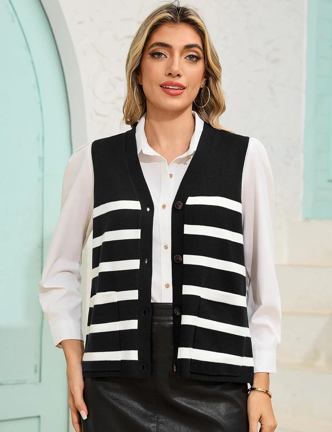 Totatuit Women's Sweater Vests Striped Lightweight Knit Tank Top Trendy Sweater Vest for Women with Pockets