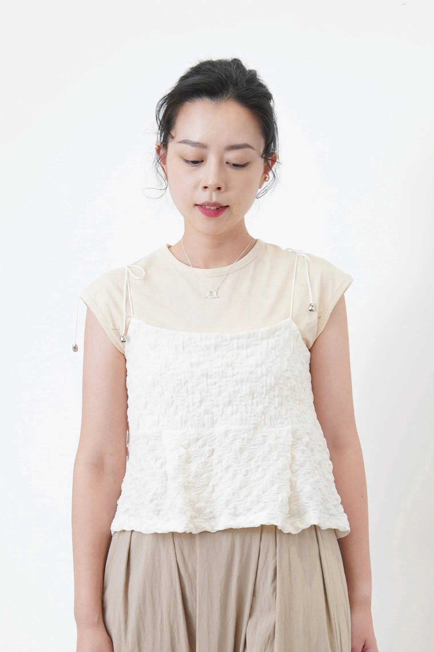 White texture cami vest w/ adj. shoulder straps