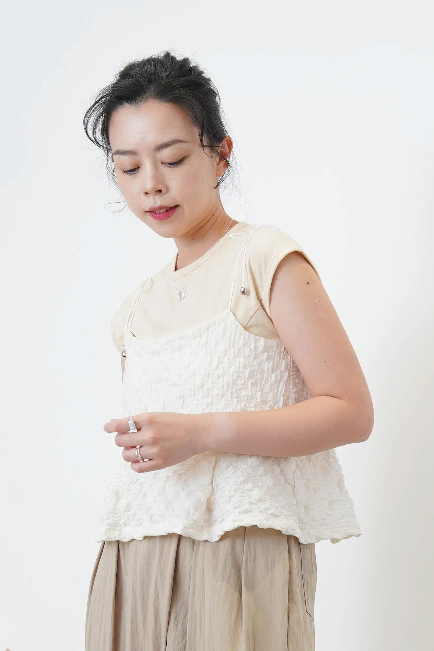 White texture cami vest w/ adj. shoulder straps