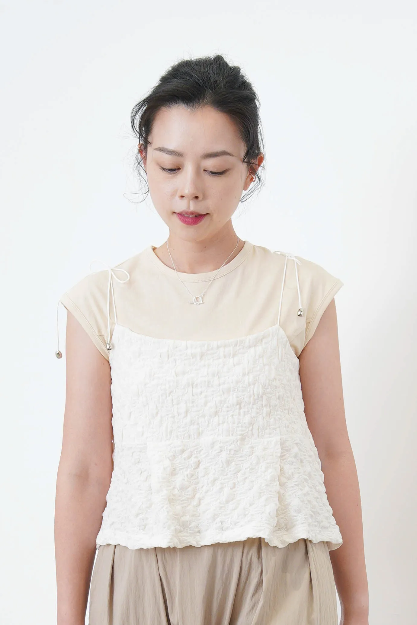 White texture cami vest w/ adj. shoulder straps