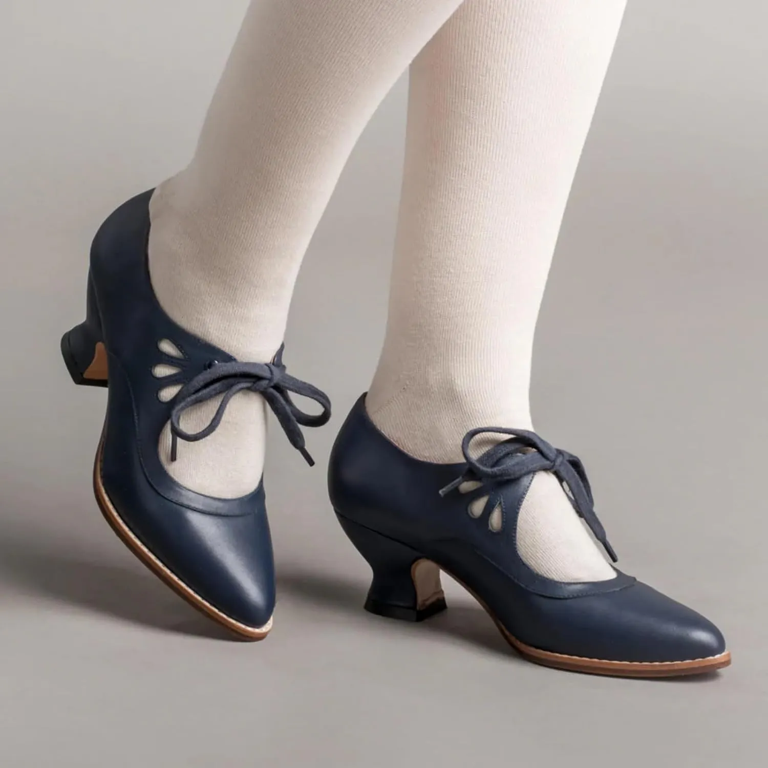 Women's Chunky Heel Lace Up Oxfords Pointed Toe Mid Chunky Heel Brogues Casual Saddle Shoes Comfortable Wingtip High Heel Pumps Shoes