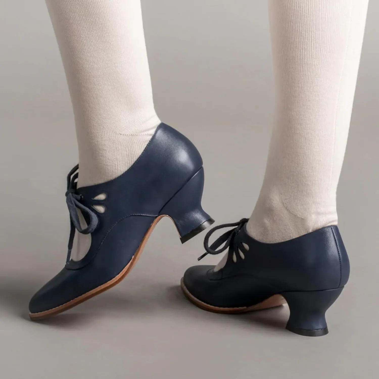 Women's Chunky Heel Lace Up Oxfords Pointed Toe Mid Chunky Heel Brogues Casual Saddle Shoes Comfortable Wingtip High Heel Pumps Shoes