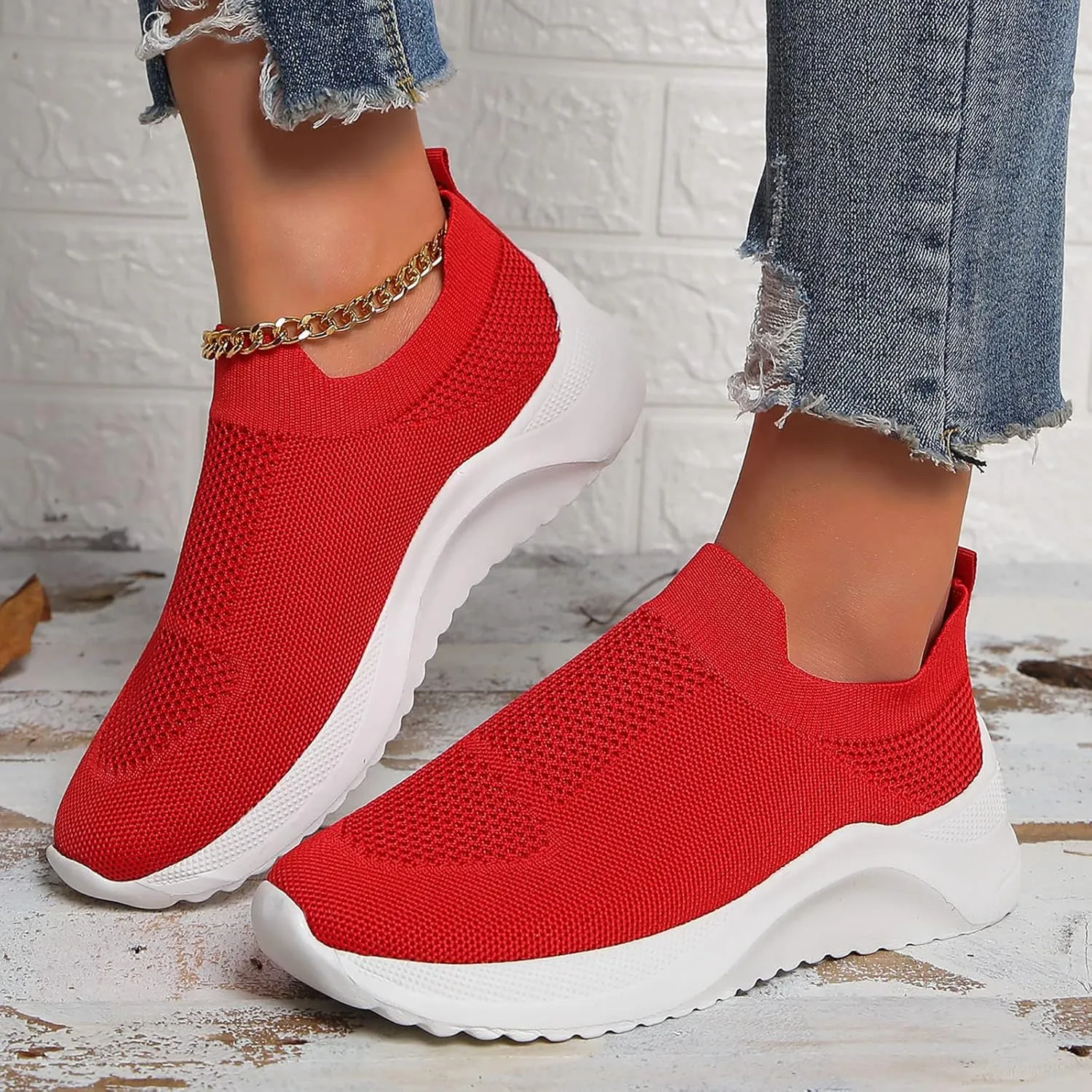 Womens Lightweight Slip On Platform Shoes Black Fashionable Fly Woven Mesh Breathable Casual Sports Footwear Comfortable Solid Red for