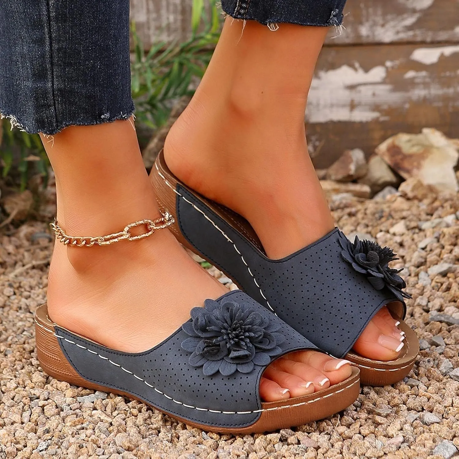 Womens Summer Beach Sandals Wedge Low Heels Open Toe Platform Slides Slipper for Women Dressy Comfortable Casual Slip On Walking Shoes
